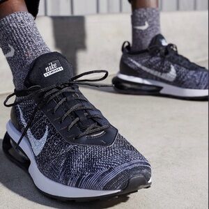 Nike Mens Black Air Max Flyknit Racer